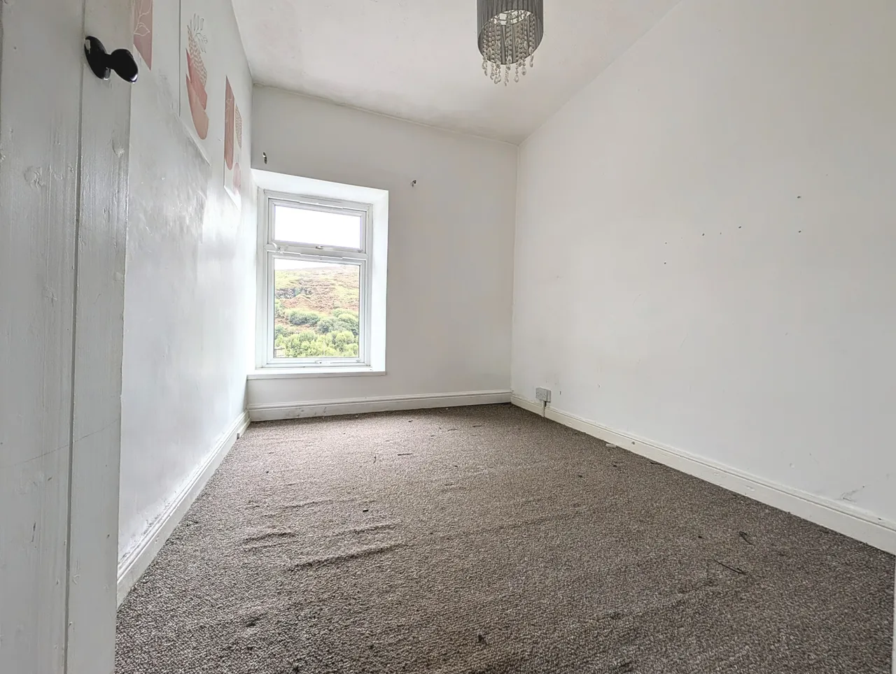 Hillside Terrace, Wattstown, CF39, photo 5