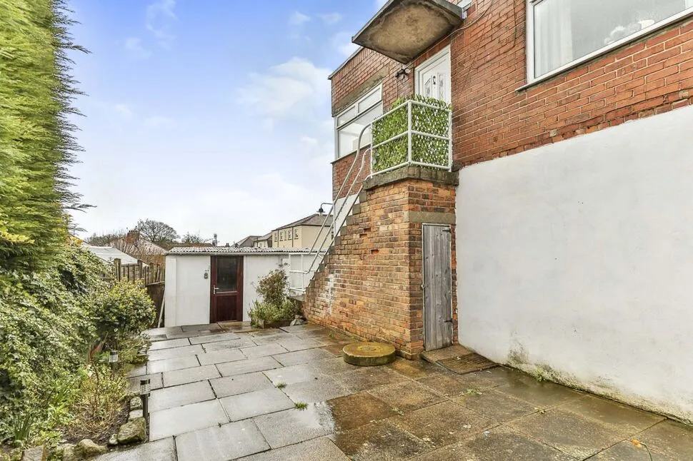 Cecil Court, Ryndleside, North Yorkshire, YO12, photo 4