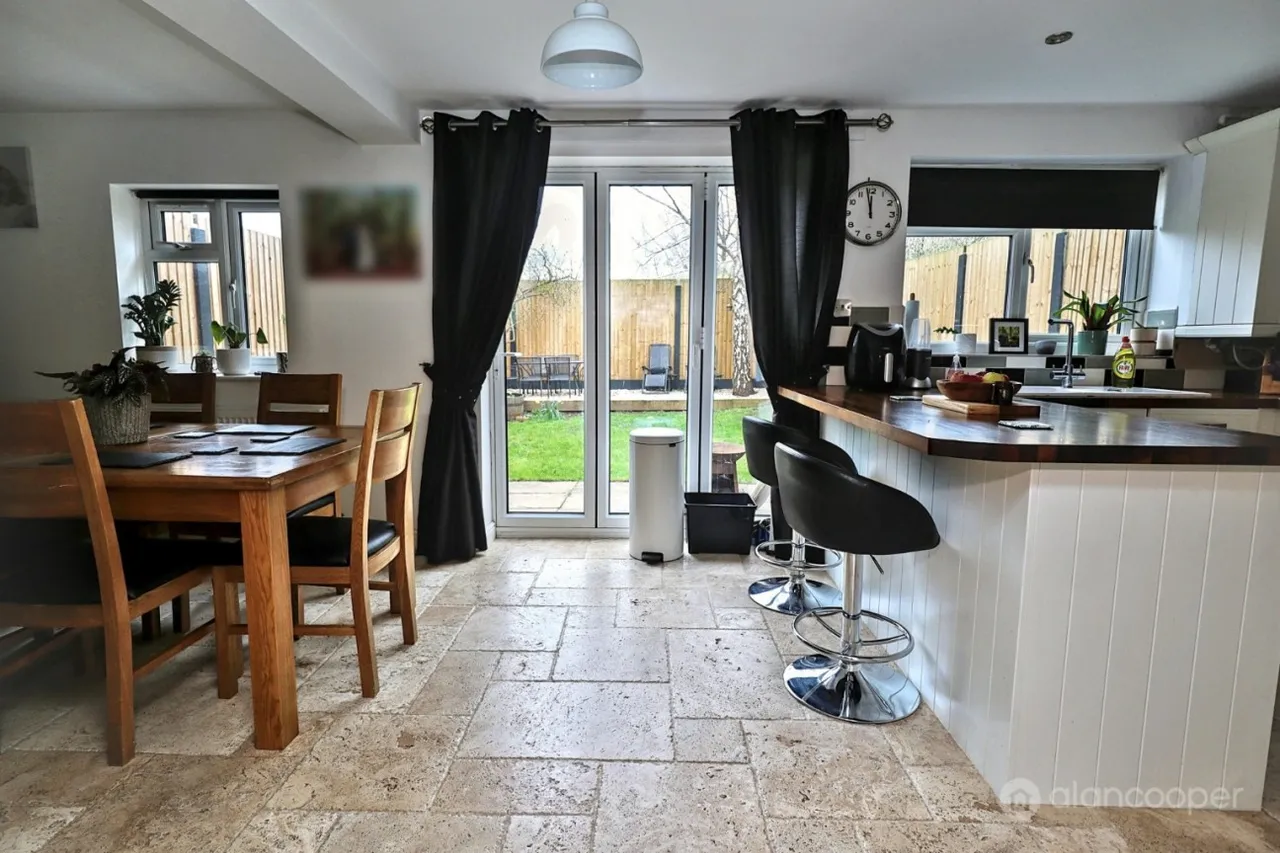 Charlecote Walk, Maple Park, CV11, photo 6