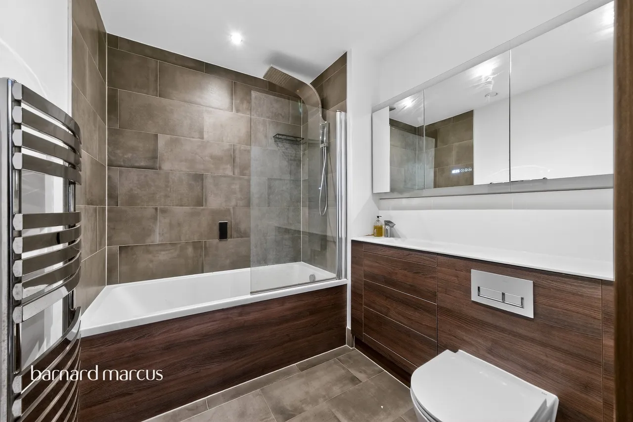Reeve Street, Feltham, photo 10