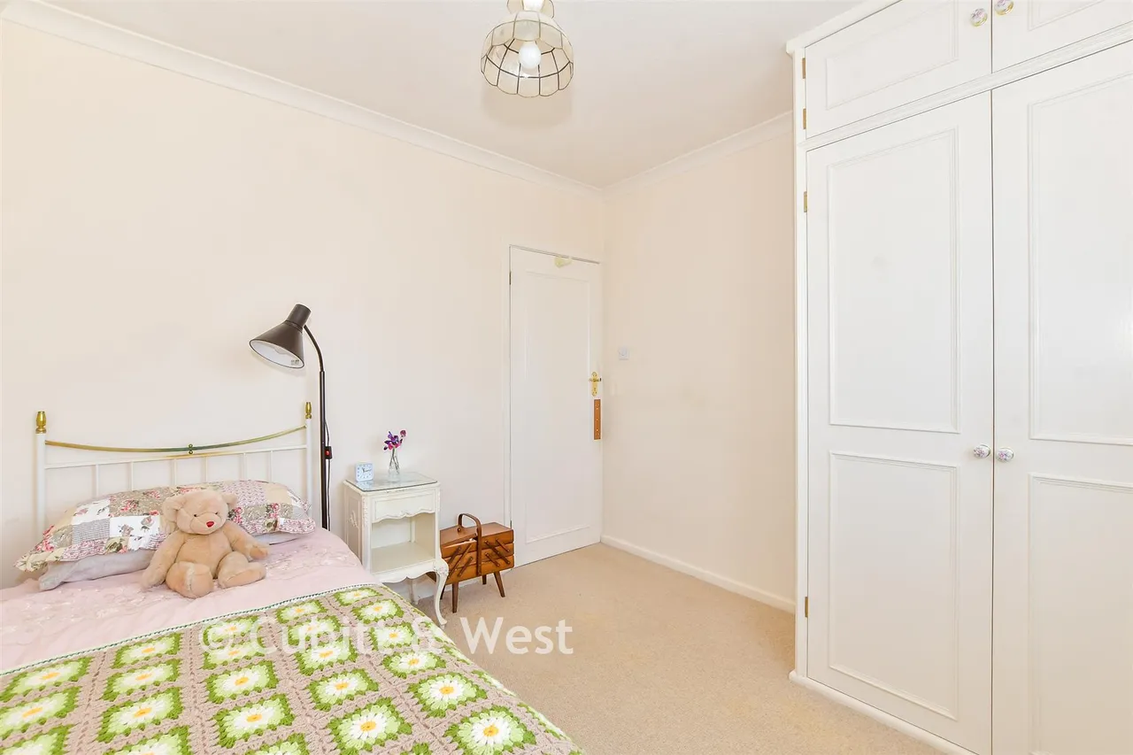 Milton Avenue, Rustington, BN16, photo 7