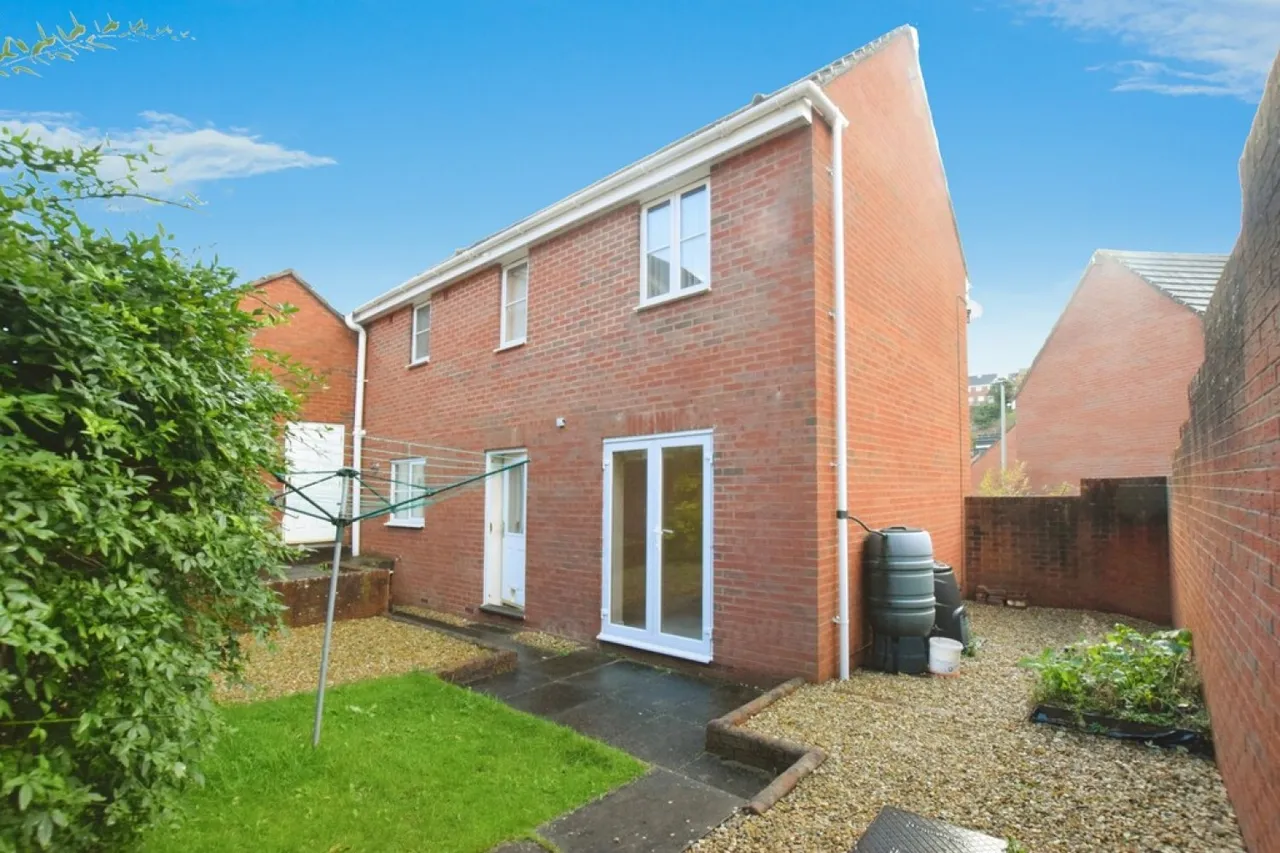 Clover Avenue, EX4, photo 11