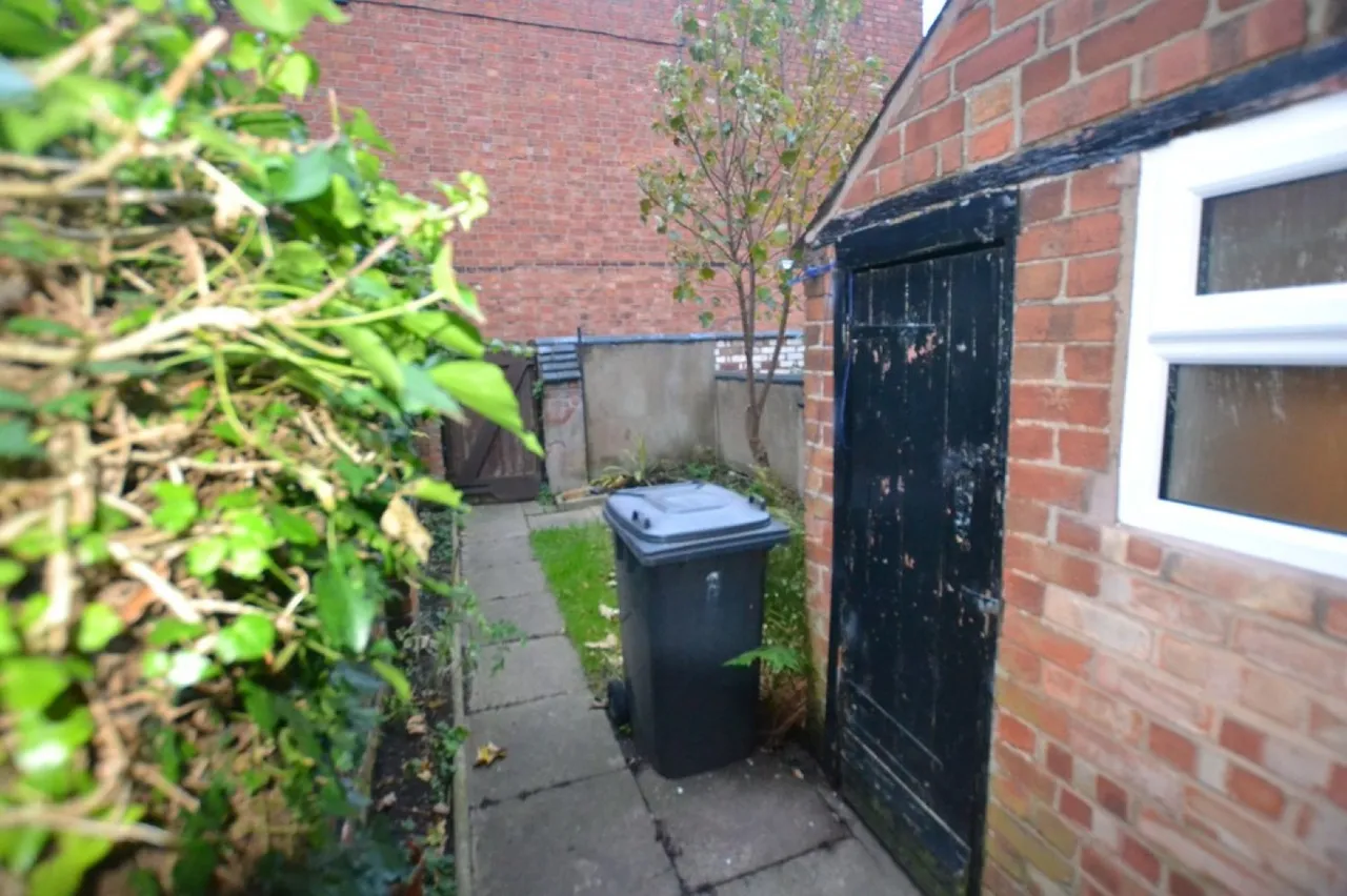 Cecilia Road, Leicester, photo 6