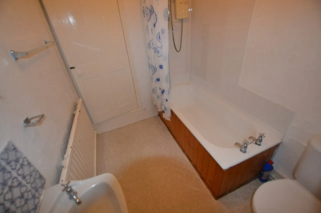 Cecilia Road, Leicester, photo 11