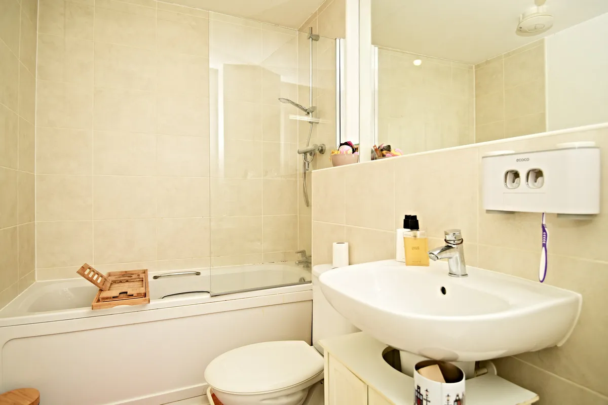 Springfield Gardens, Glasgow, G31, photo 8