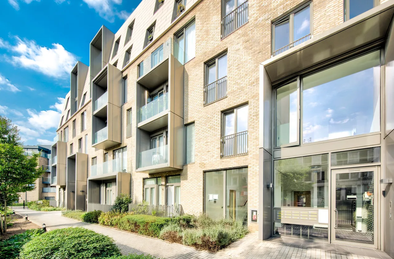 Flat 15, 100 Kilburn Park Road, London, photo 4