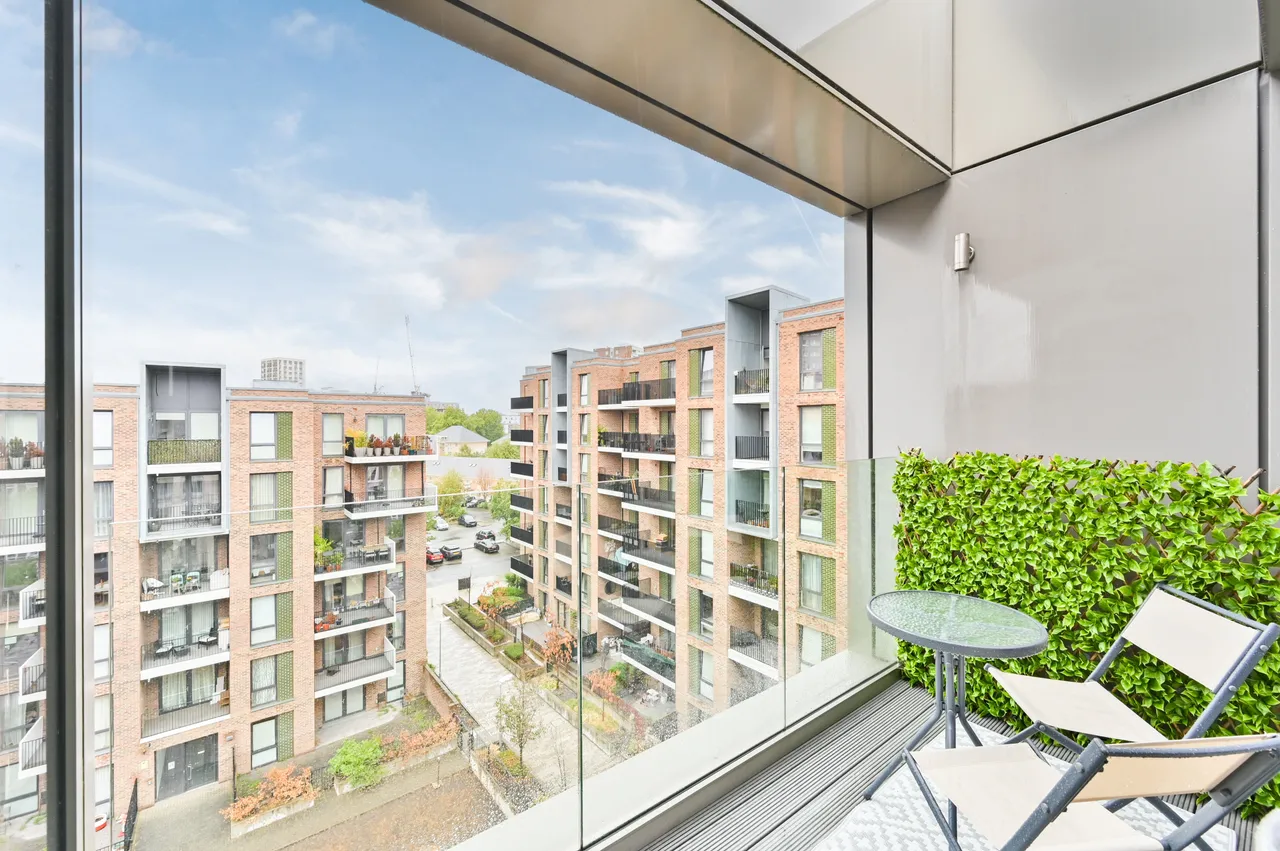 Flat 15, 100 Kilburn Park Road, London, photo 6