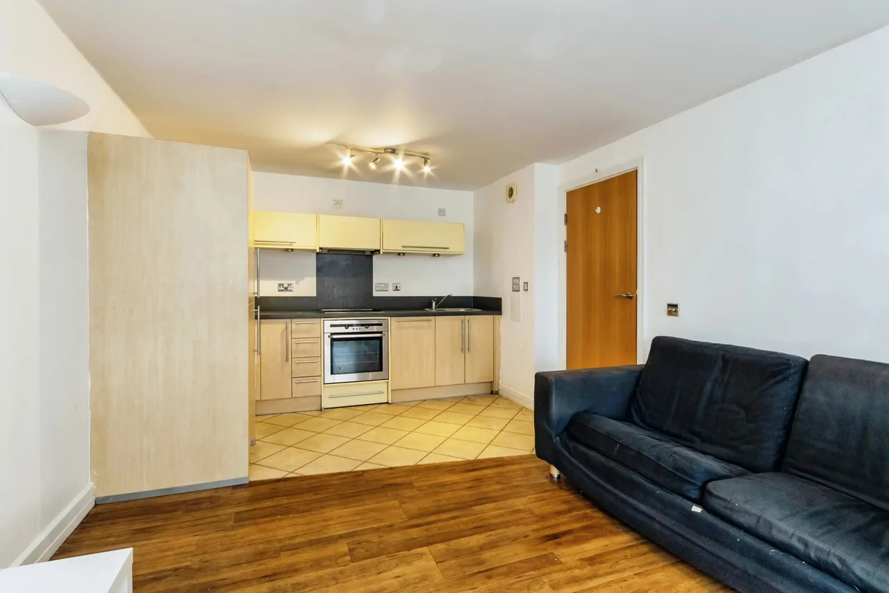 Standard Hill, Nottingham, Nottinghamshire, NG1, photo 5
