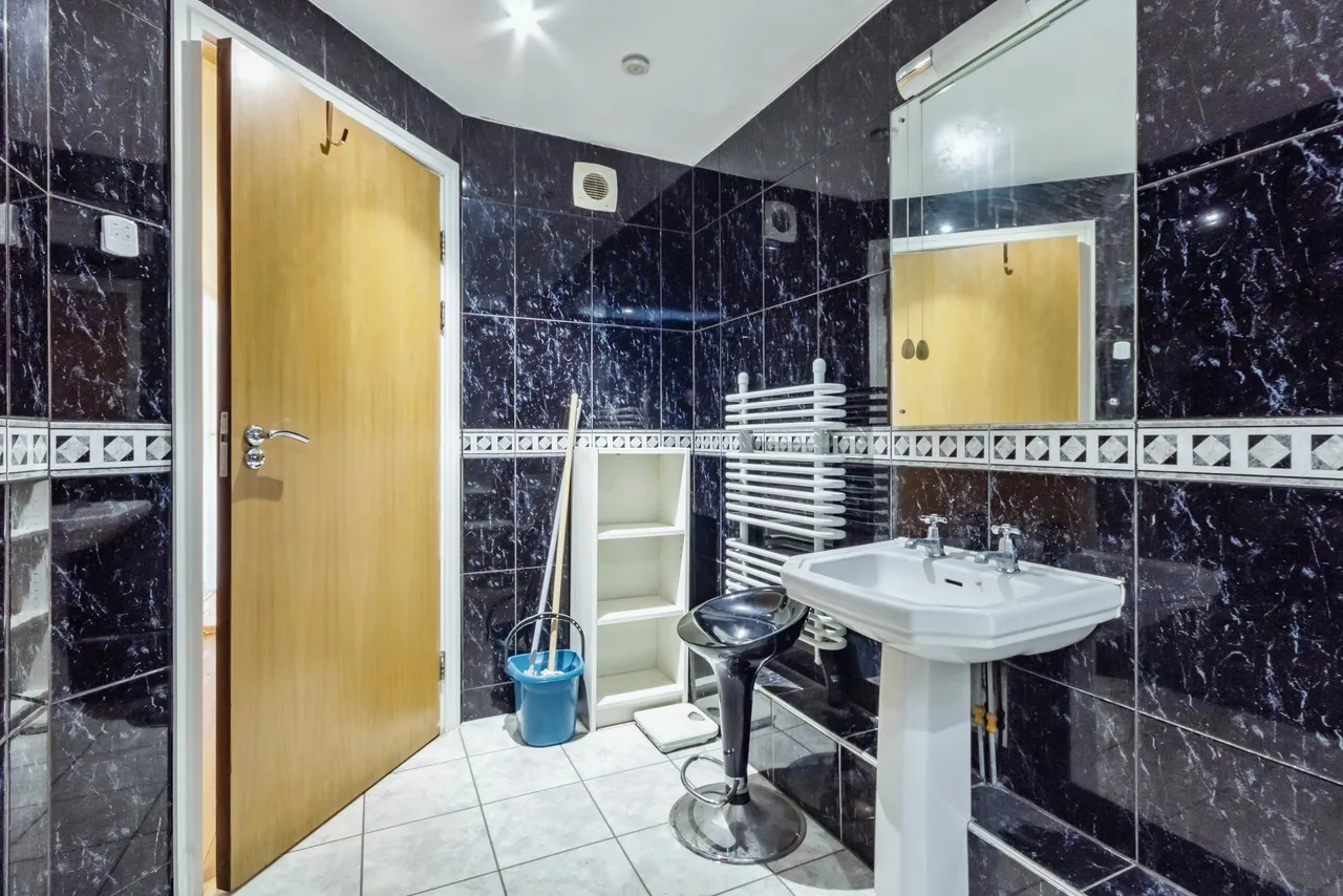 Standard Hill, Nottingham, Nottinghamshire, NG1, photo 9