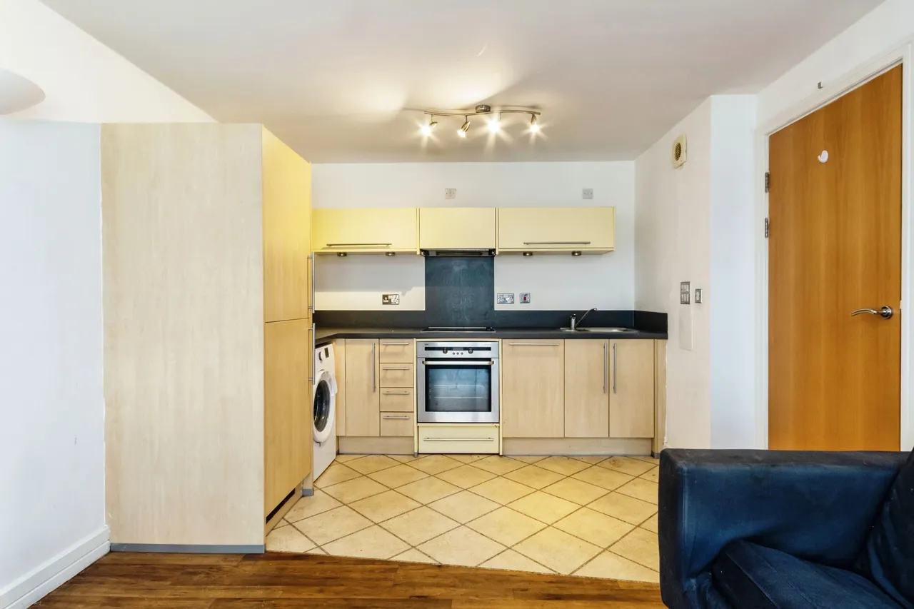 Standard Hill, Nottingham, Nottinghamshire, NG1, photo 8