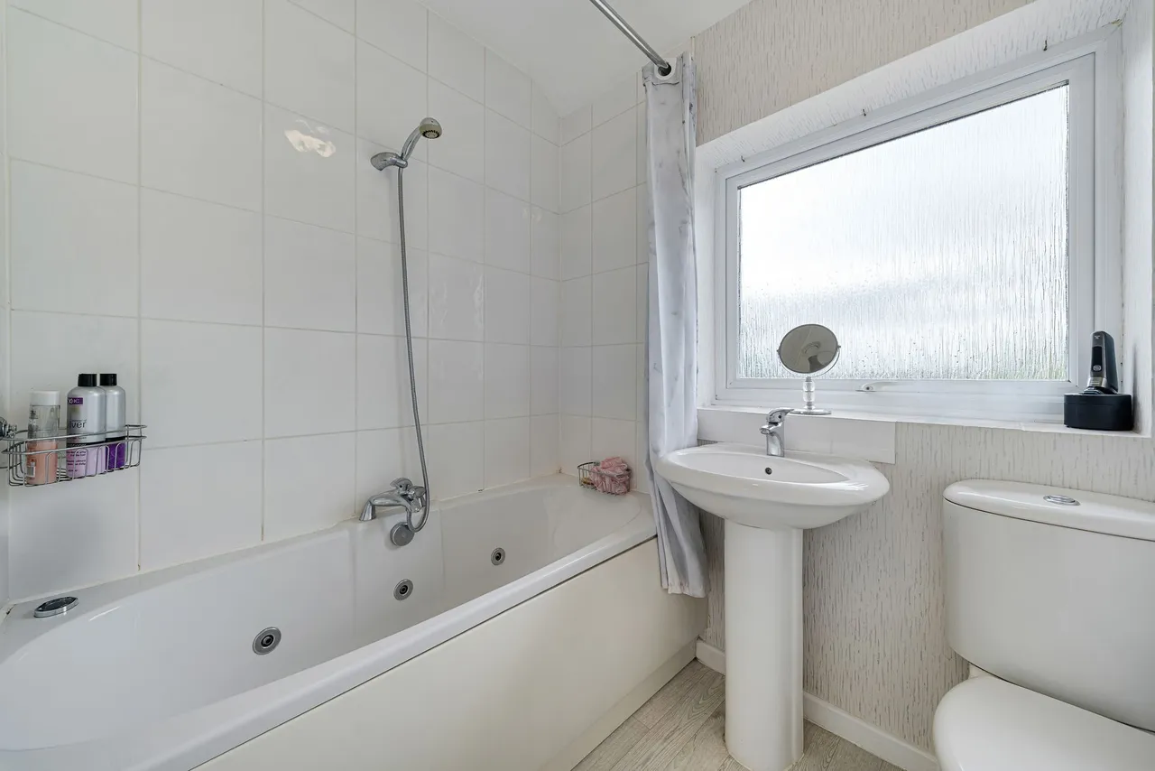 Castle Rise, Runcorn, Runcorn, WA7 5XP, photo 17