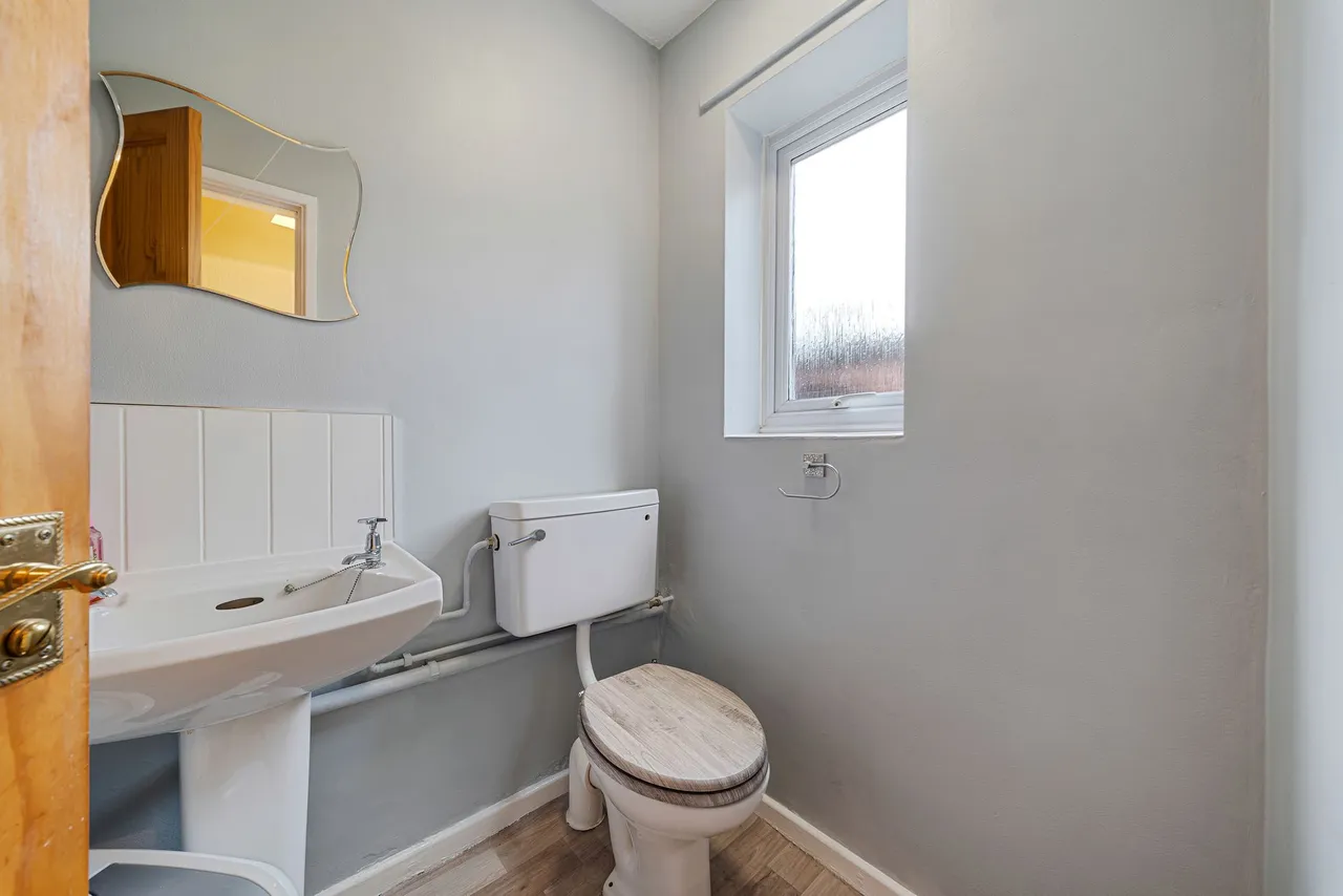 Castle Rise, Runcorn, Runcorn, WA7 5XP, photo 19