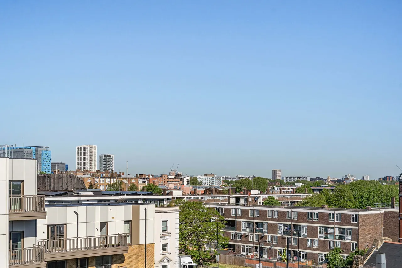 Ratcliffe Cross Street, London, E1, photo 17