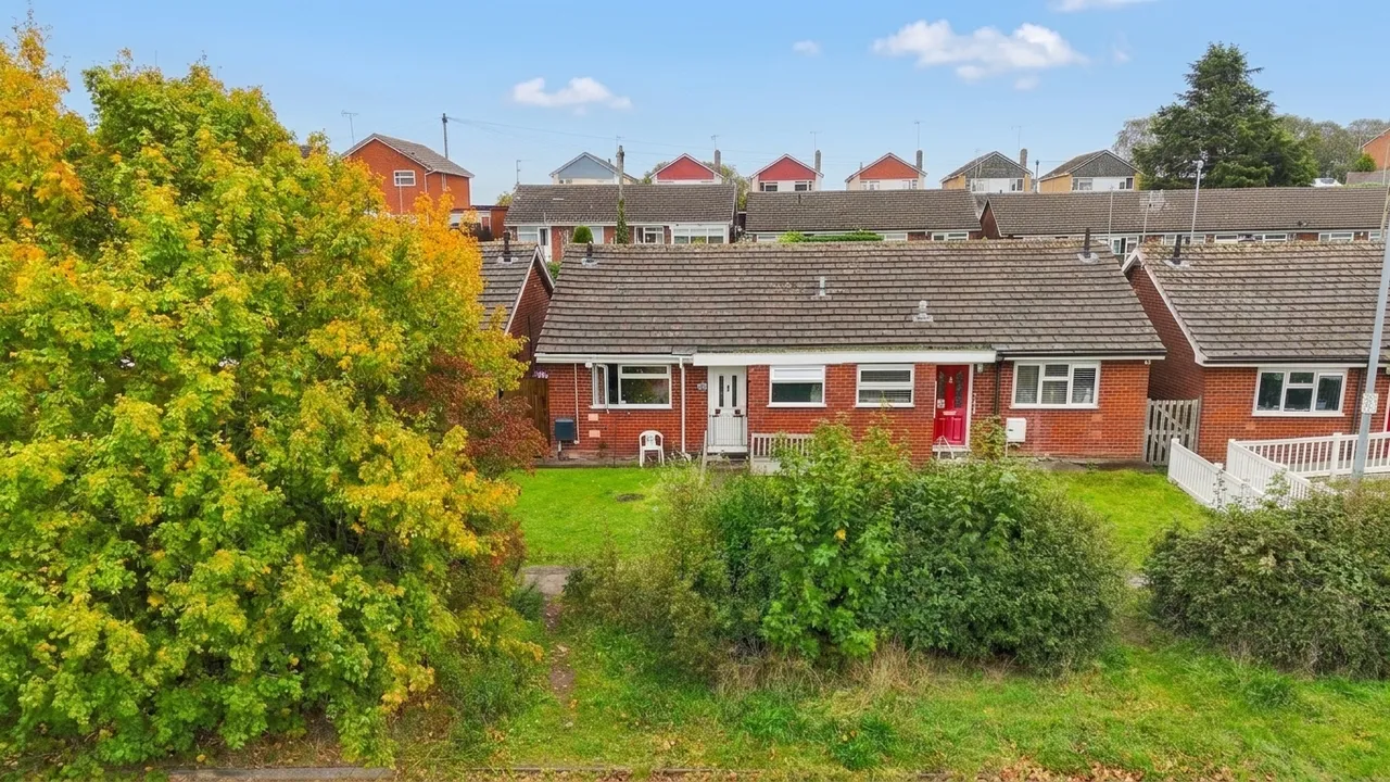 1 bed house for sale, Frank Rogers Walk, Rugeley, WS15