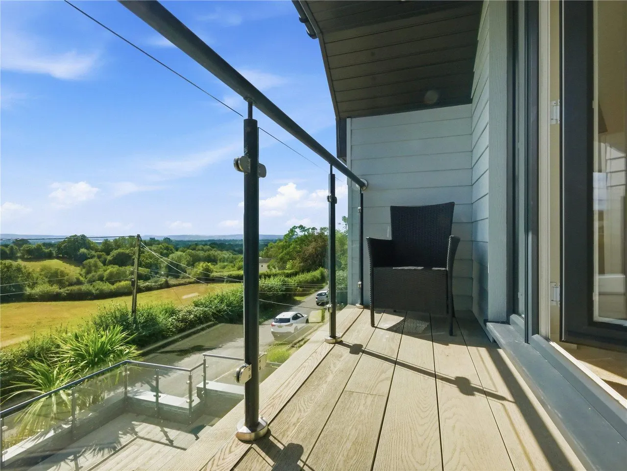 Contemporary Family Living with Captivating Views Towards Poole Harbour, photo 16