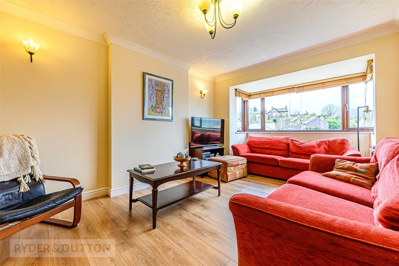 Stratton Close, Rastrick, HD6, photo 6