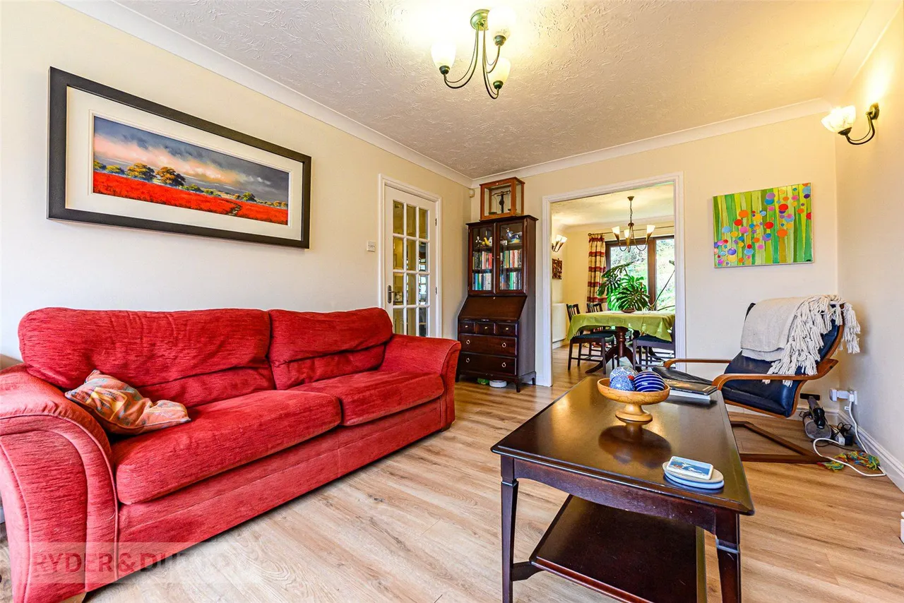 Stratton Close, Rastrick, HD6, photo 7