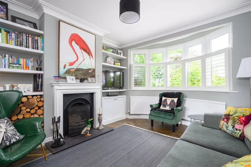 Stuart Avenue, Walton-On-Thames KT12 2AB, photo 5