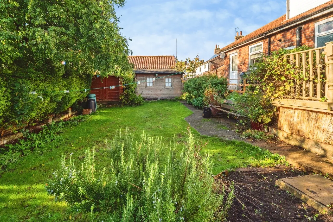 Westgate, Nafferton, YO25, photo 4