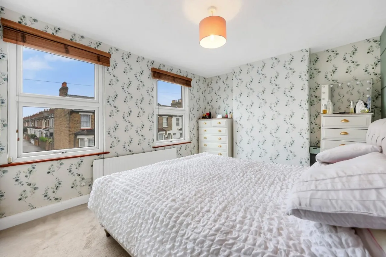 Eustace Road, Chadwell Heath, RM6, photo 12