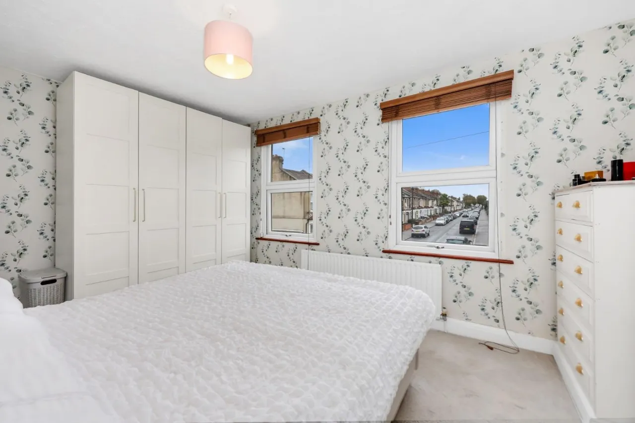Eustace Road, Chadwell Heath, RM6, photo 14
