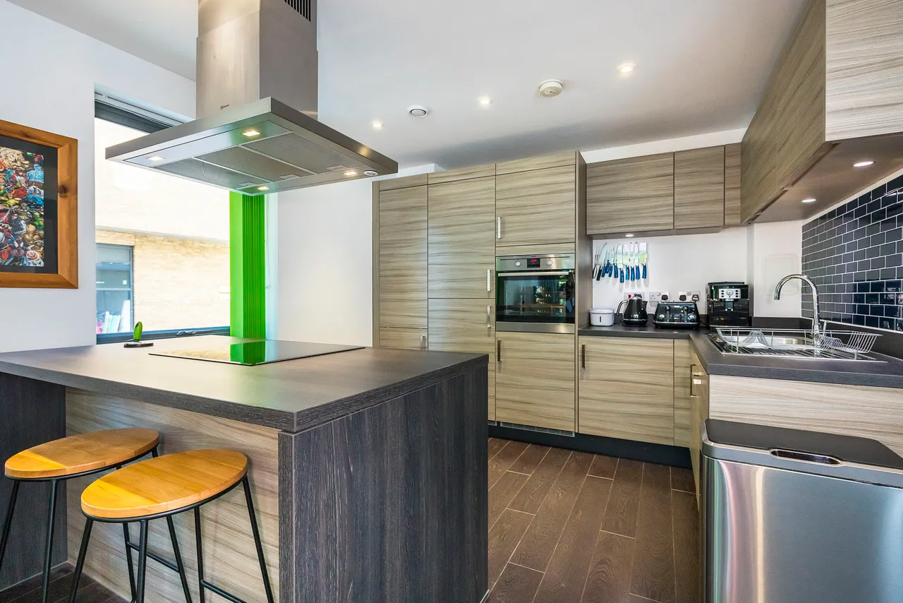 5 Epstein Square, London, E14 6FX, photo 4