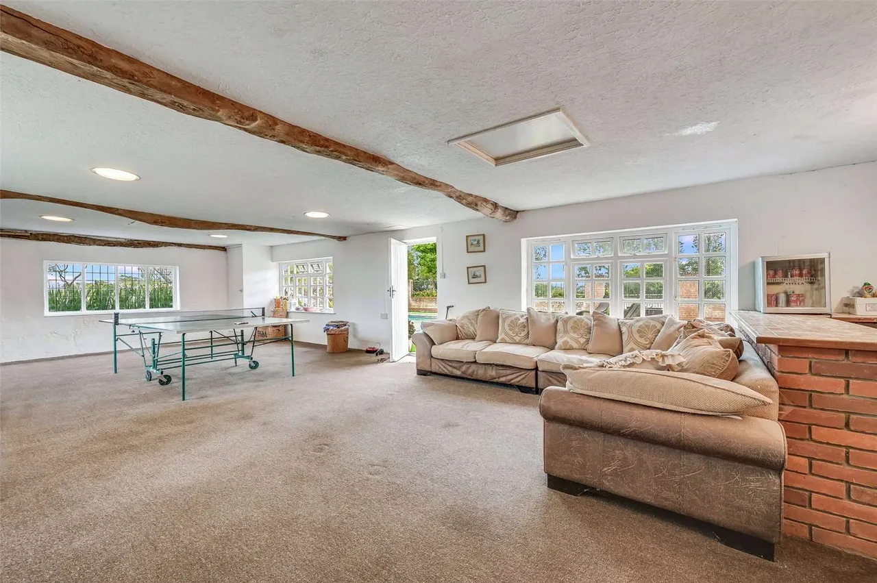 Chelmsford Road, Felsted, CM6, photo 17