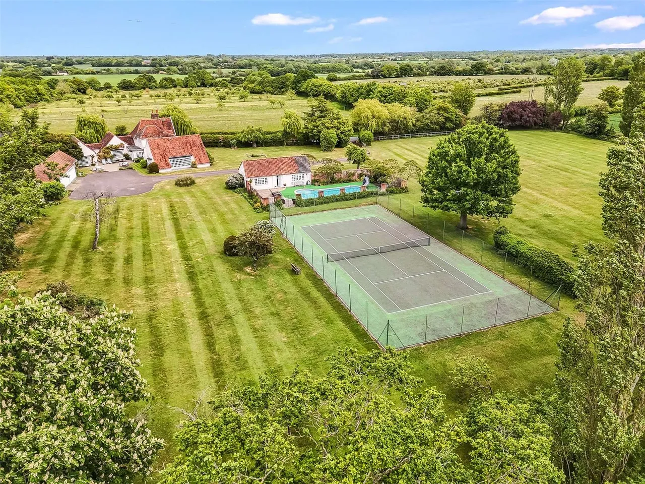 5 bed house for sale, Chelmsford Road, Felsted, CM6