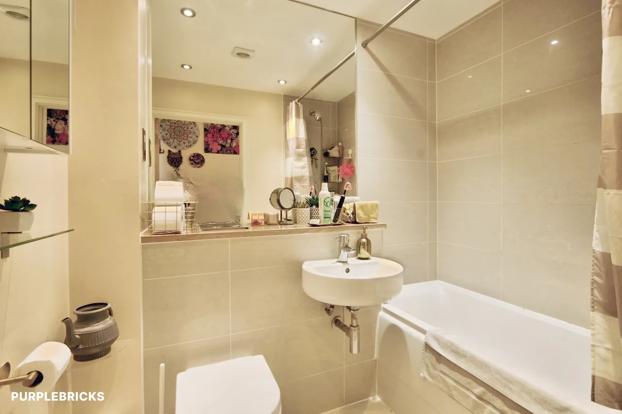 Louisa Oakes Close, London, E4, photo 22