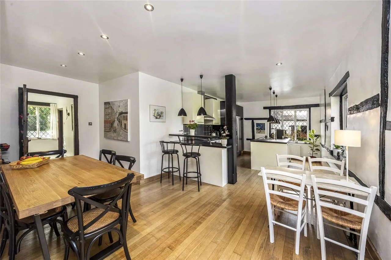 Sandhill Lane, Crawley Down, Crawley, West Sussex, RH10 4LD, photo 10