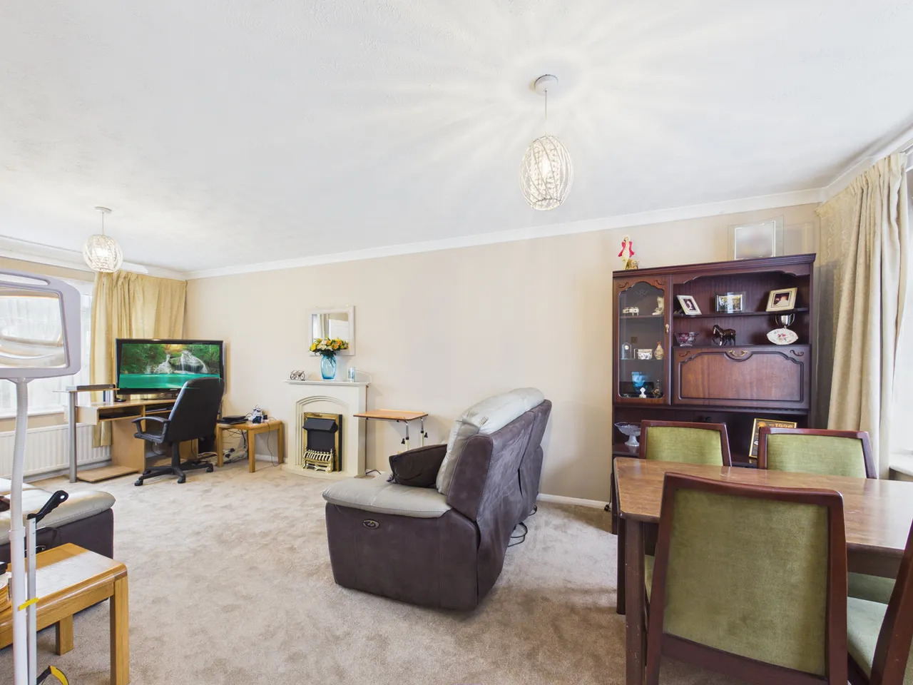 Tinkers Wood Road, Downley, HP13, photo 5