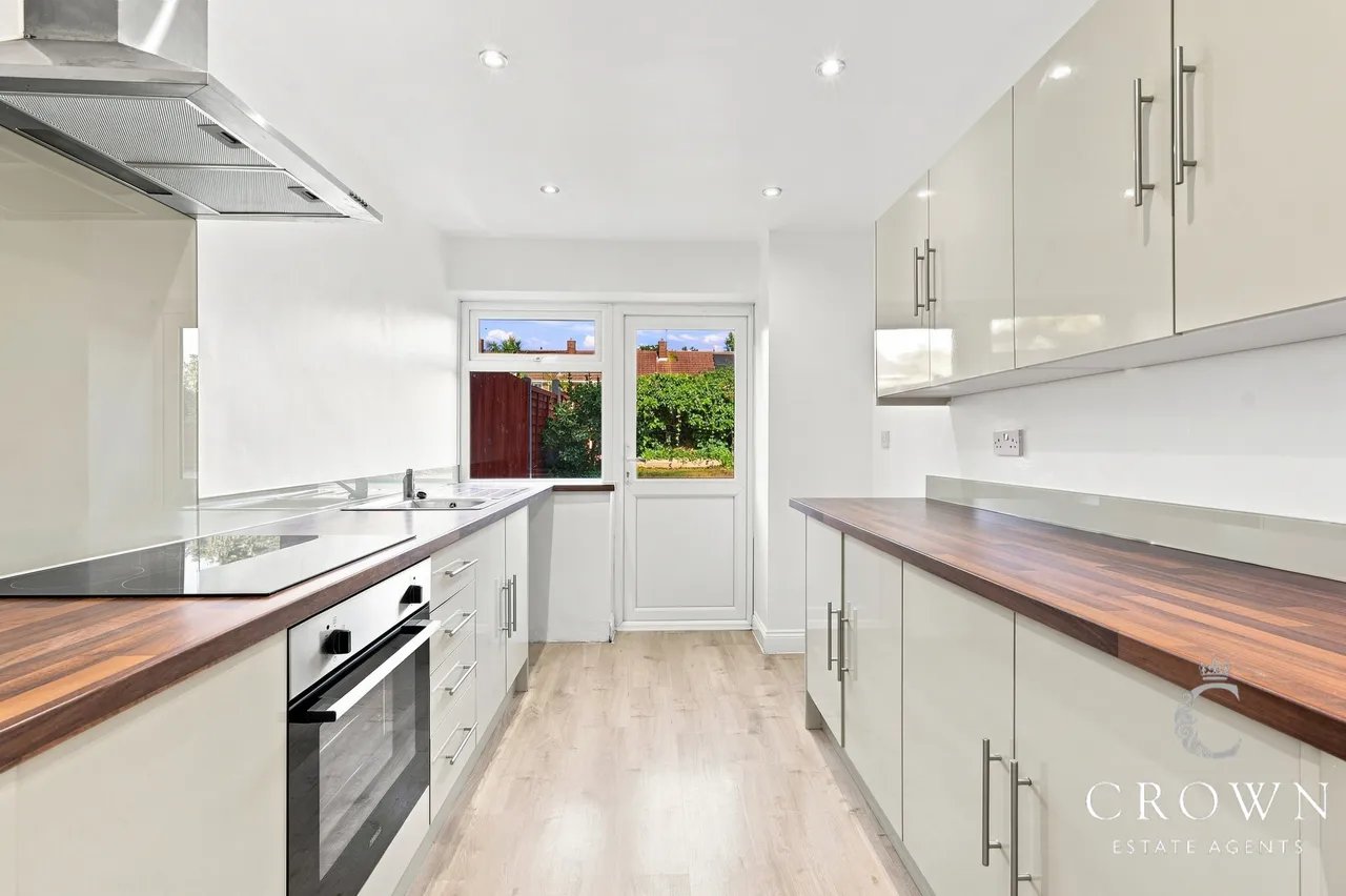 Whitmore Way, Basildon, photo 5