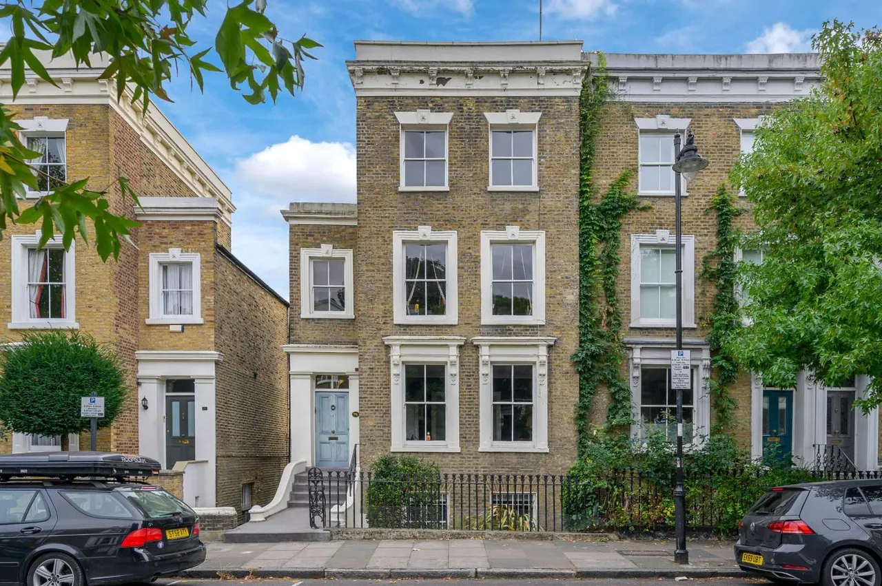 4 bed house for sale, Ockendon Road, Islington, N1