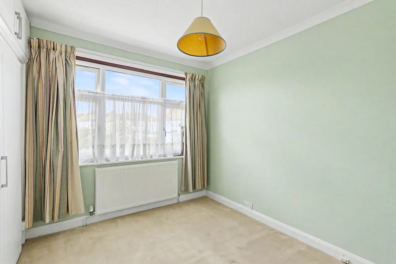 Eastbury Avenue, Enfield, EN1, photo 19
