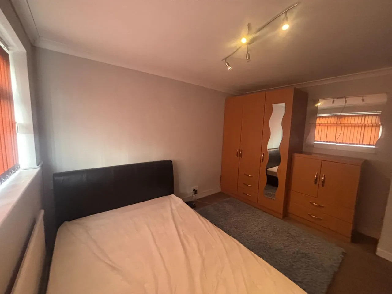Rufford Close, Ashton-Under-Lyne, OL6, photo 17
