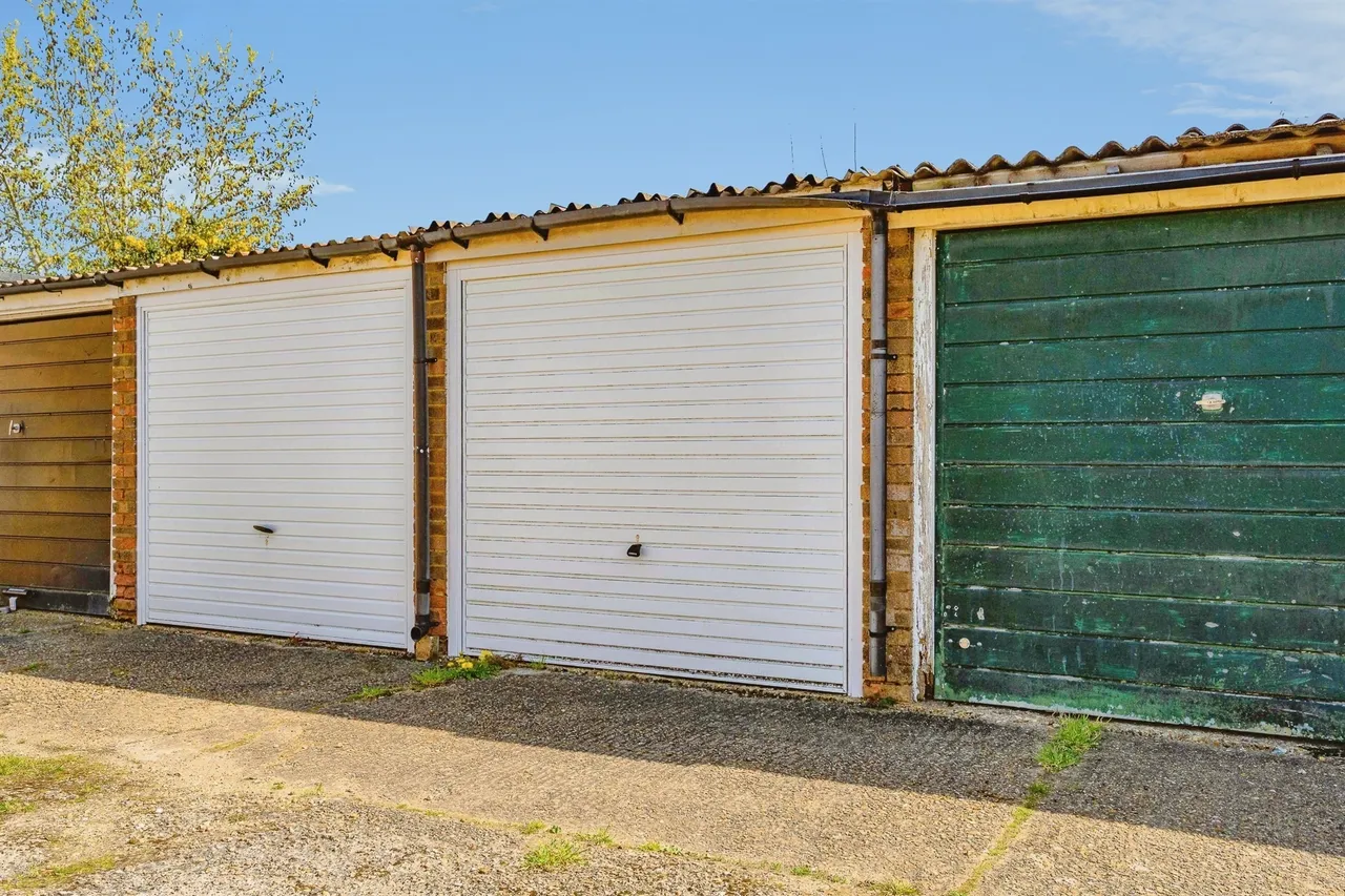 Sandridge Close, Hemel Hempstead, photo 2