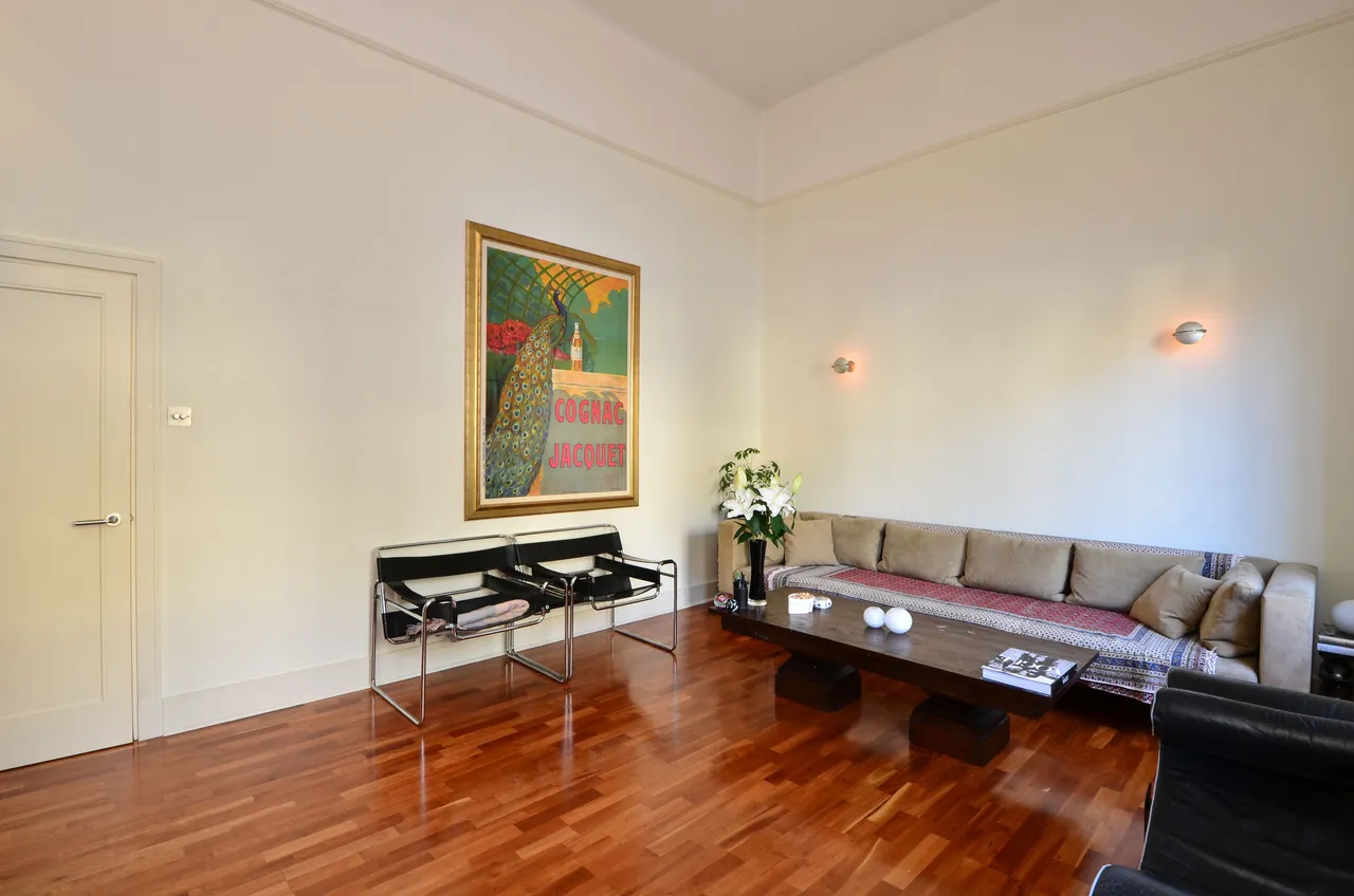 5a Queens Court, 25-27 Earls Court Square, London, photo 4