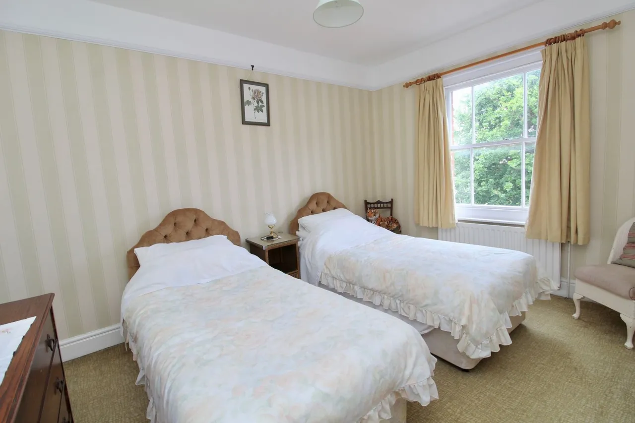 Stanley Road, Lymington, SO41, photo 9