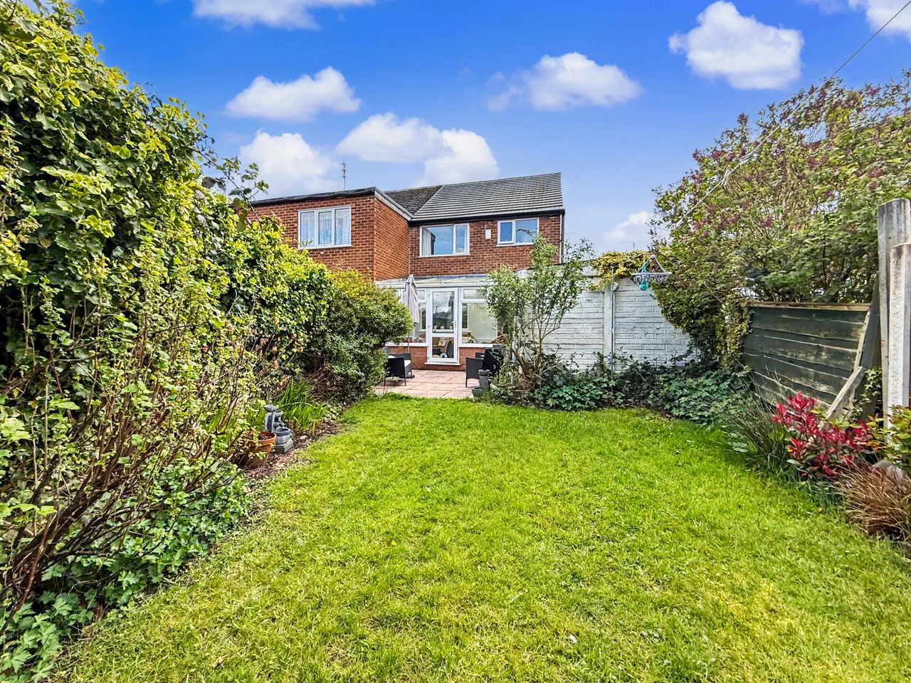 Lindrick Avenue, Whitefield, M45, photo 4