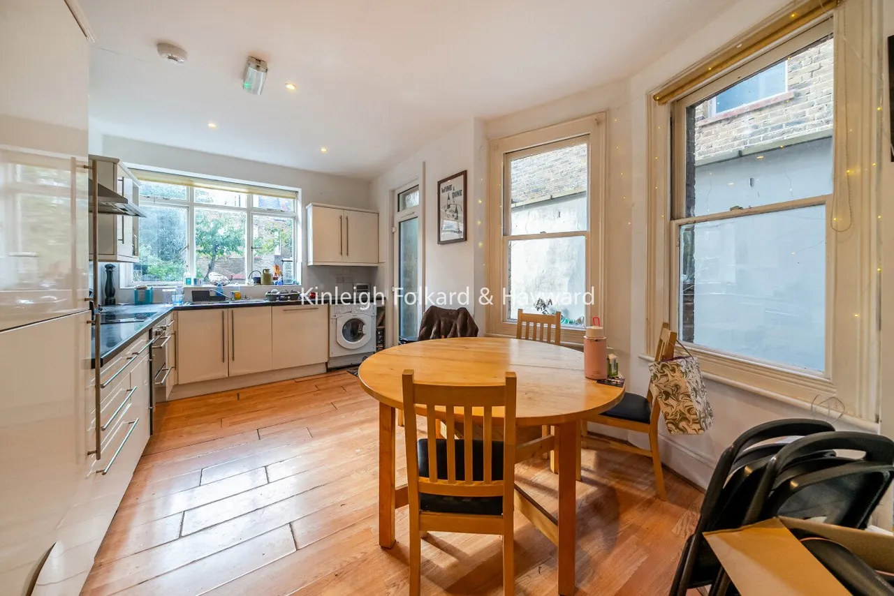 4 bed house to rent, Barcombe Avenue, Streatham Hill, SW2