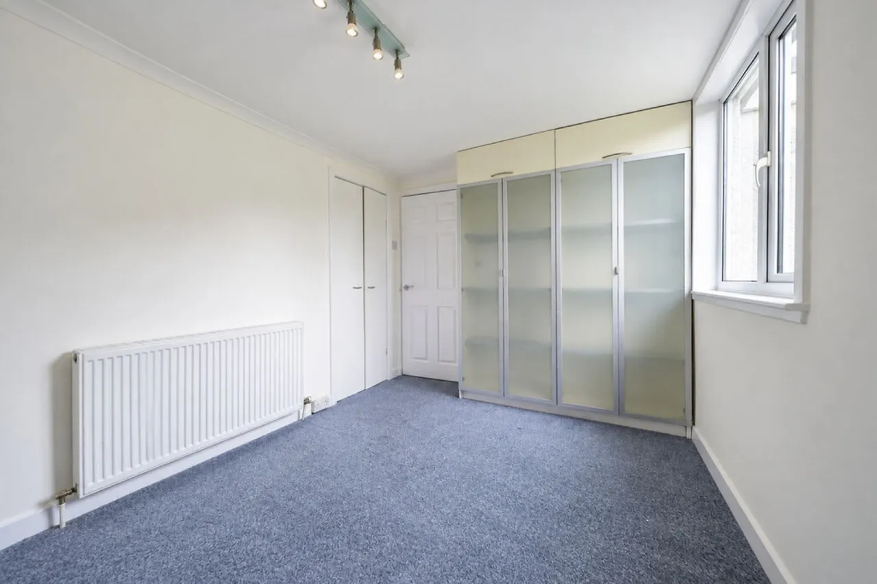 Ochil Street, Tillicoultry, FK13, photo 16
