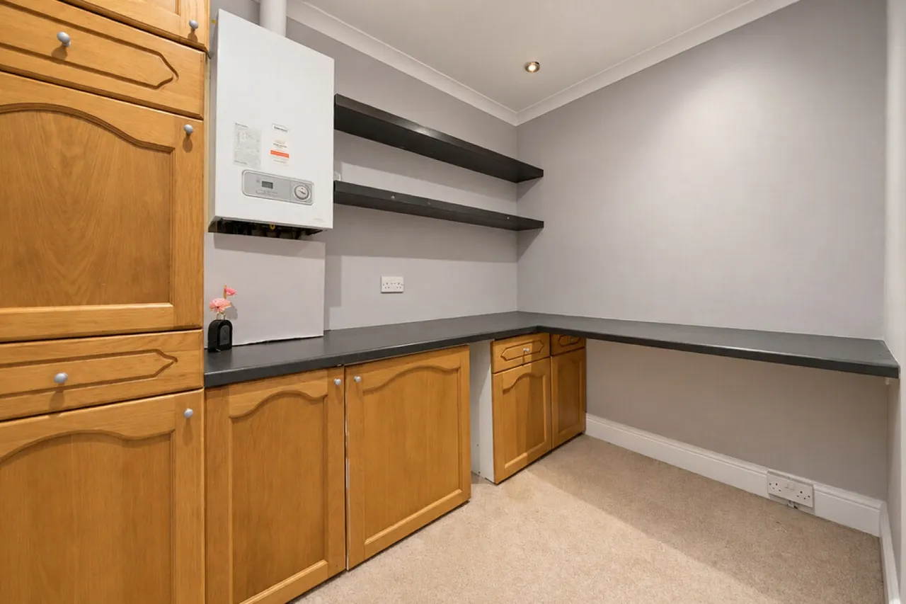 Ochil Street, Tillicoultry, FK13, photo 18