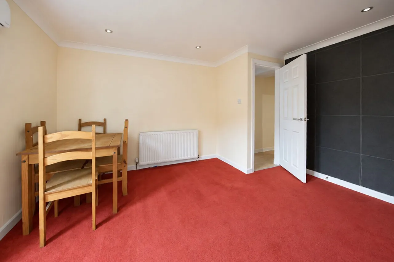Ochil Street, Tillicoultry, FK13, photo 11
