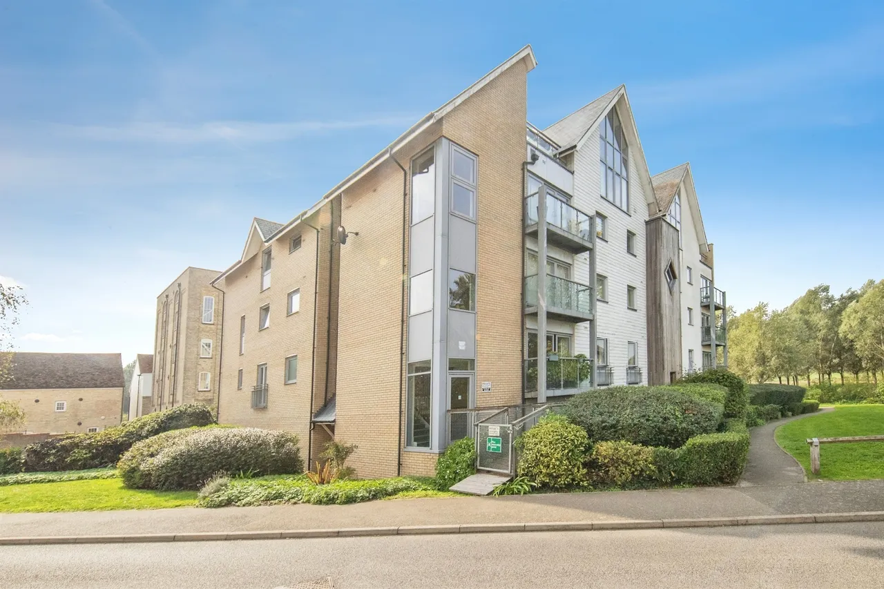 Bakers Court, Great Cornard, CO10, photo 17