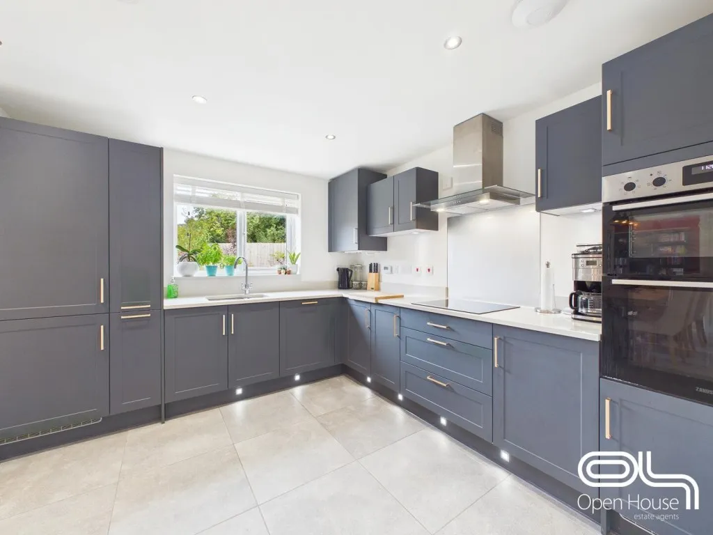 Norham Parade, Stafford, ST16, photo 5