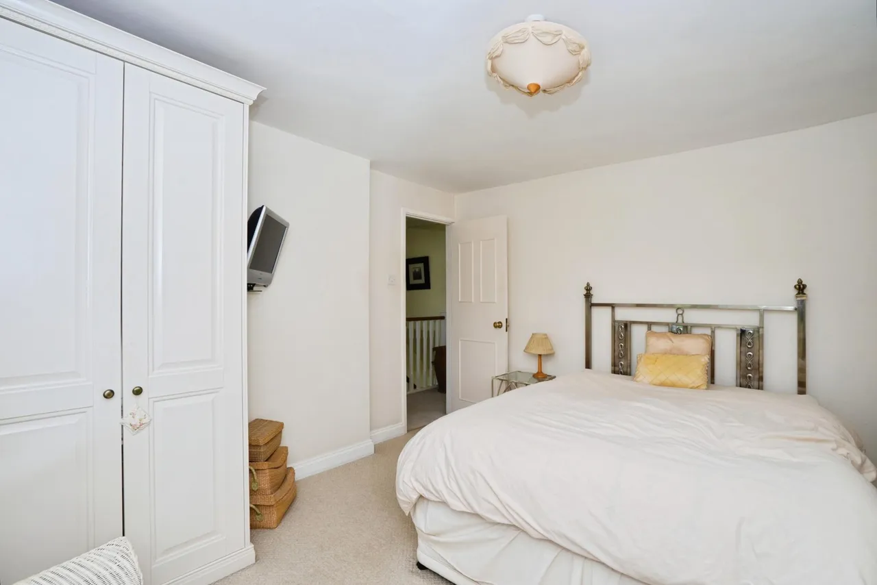 Chanctonbury Road, Burgess Hill, RH15, photo 11