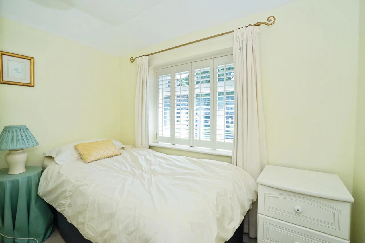 Chanctonbury Road, Burgess Hill, RH15, photo 13