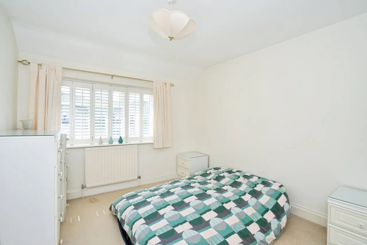 Chanctonbury Road, Burgess Hill, RH15, photo 12