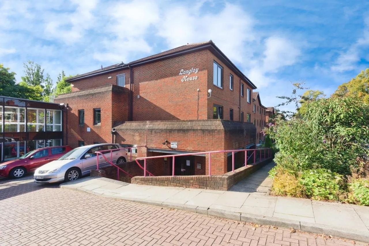 1 bed flat for sale — Dodsworth Avenue, York