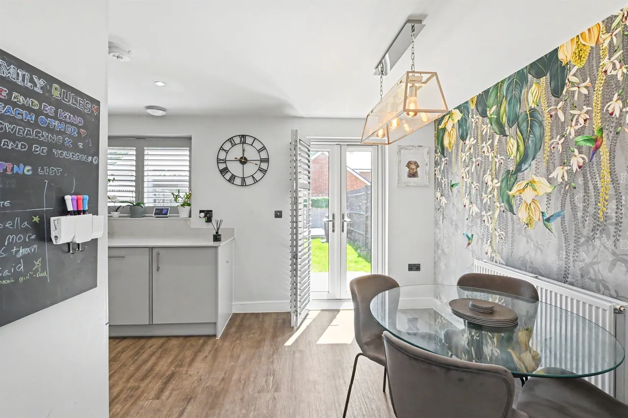 Hedgehog Way, Berkhamsted, photo 9